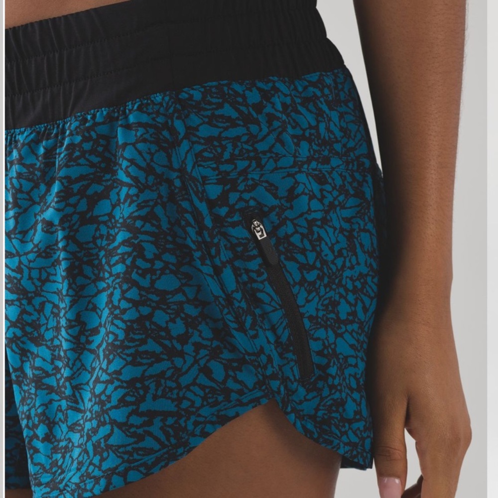 Lululemon Tracker Short - Picture 5 of 6